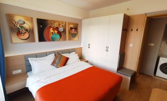 Oak Hotel (Taiyuan Mixc Jinyang Lake Convention and Exhibition Center)