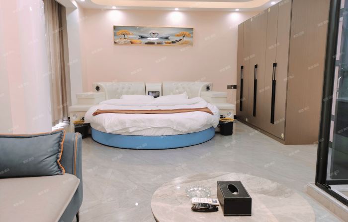 Ruyi Business Hotel (Xi County Central Hospital)