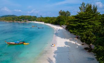 Lipe Garden Beach Resort