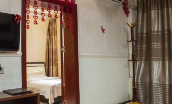 Zhongyang Yuanmengju Hotel