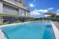 Li River Hotel (Guilin Two Rivers and Four Lakes Xiangshan Scenic Spot) - Romantic