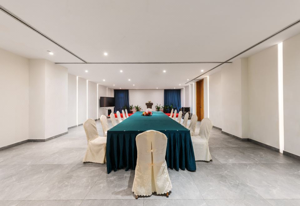 2. 홀드파운드 동충..