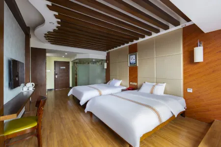 Zhangjiajie night park hetian style theme inn (tianmen mountain national forest park branch)