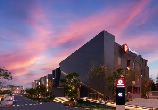 清邁寧曼彩鴻飯店