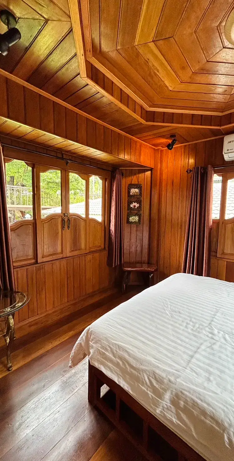 บ้านไม้ทรงไทย Spade Room