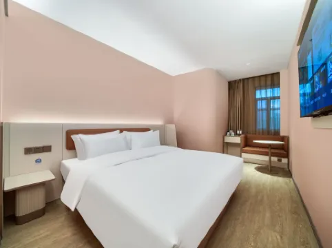 HanTing Hotel (Ninghai Xizi International Plaza)