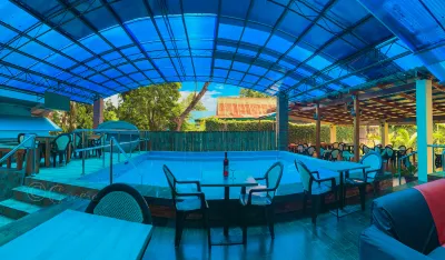 Mabini Hotel Hotels near White Island