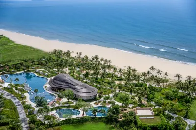 New World Hoiana Beach Resort  호텔