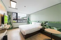 Haiyou Hotel (Fuyang Funing Bus Terminal) Hotels in Suining