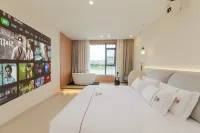 Manxin Guanhu Resort Hotel