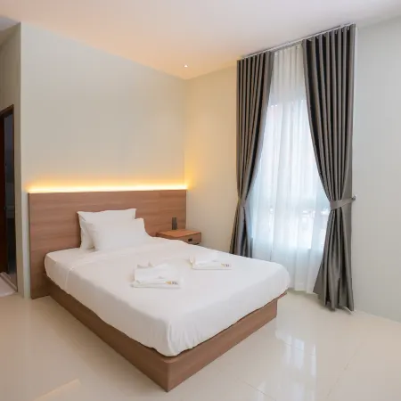 Athenee Hotel Vientiane Отели рядом с достопримечательностью «Храмовый комплекс Пха Тхат Луанг»