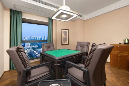 James Joyce Coffetel Apartment (Changde Wanda Plaza Wenli College) Отели рядом с достопримечательностью «Hunan University of Arts and Science (East to Changjiashan Community Health Service Station)»