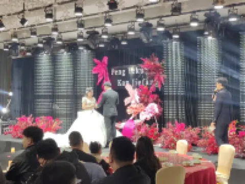 Yuecheng International Hotel Hotels in Lingshou