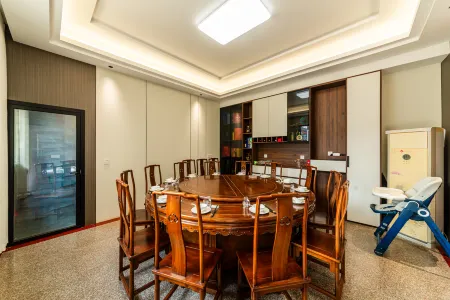 Huangshan Huizhou Xianjuju Отели рядом с достопримечательностью «Fenglehu Scenic Area»