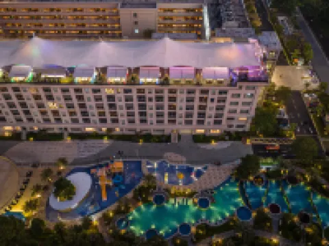 Wyndham Grand Zhaoqing Downtown Hotel di Zhaoqing