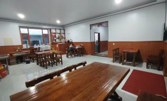 Edelweiss Hostel