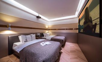 Yukai Xipan Audiovisual Hotel (Cuihu Park Branch, Nanping Pedestrian Street, Kunming)