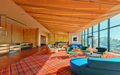 The Coolest Hotel Отели рядом со станцией Киджан