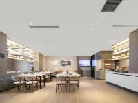 Atour X Hotel Ningbo Railway Station North Square Hotel berhampiran Jambatan Daqing