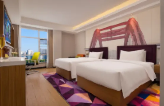 Guangzhou TianHe Hotel  (Panyu Shiqiao Subway Station)