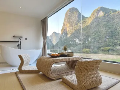 Yangshuo Xiaotaozi Home Hotel (Yulong River Ecological Park Qianqiuqing Branch) Hotels in West Street/Yangshuo Park Block