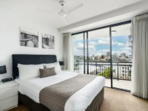 The Docks on Goodwin Hotels in Kangaroo Point