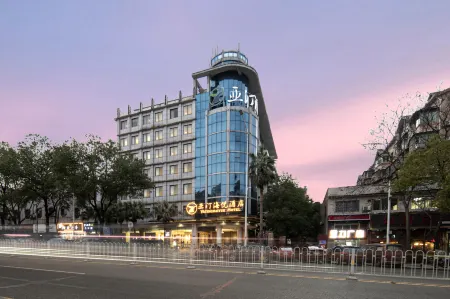 Yating Haiyue Hotel Отели рядом с достопримечательностью «Shifeng Park»