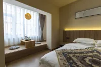 Hongxin Business Hotel