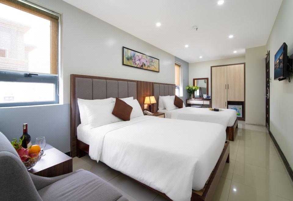 Quoc Cuong Center Hotel Over view