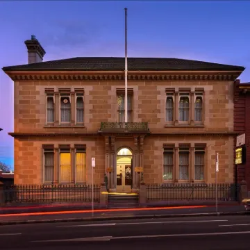 ดิแม็คควารีโฮเต็ล โรงแรมใกล้Hobart Synagogue