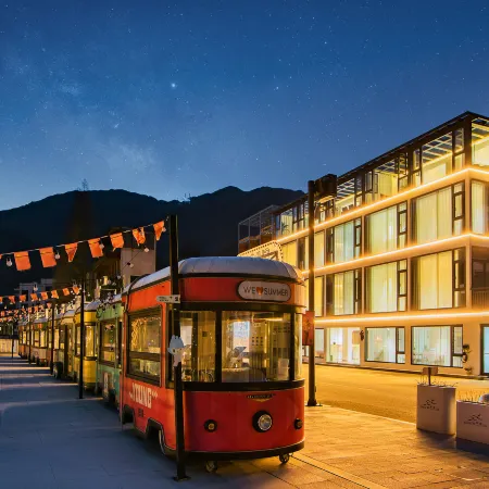 180° Lakeview Mountain Luxury Resort VILLA (Cloud Grassland Panda Adventure Park Store)