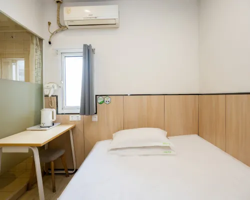 99 Inn Youxuan Hotel (Shanghai Linping Road Subway Station) Hotels near Linping Road Station