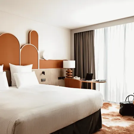 Pullman Paris Centre - Bercy Отели рядом с достопримечательностью «Валь-де-Сен»
