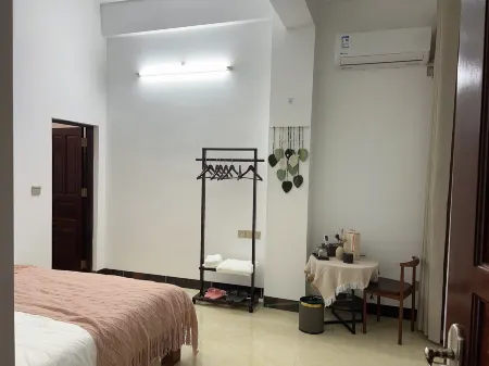Shanyuanju Homestay Отели рядом с достопримечательностью «Yunlong Bay»