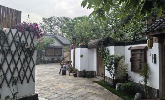 Beijing Nanshan Yanyu Song Hot Spring Holiday Homestay