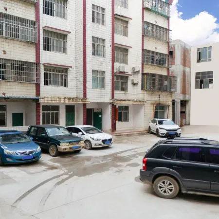 Pinshangyi Hotel (Hengzhou Liujing Bus Station Nationality Junior High School Branch)