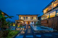 Hailuogou Lanshan Baiyunli Hot Spring Homestay Các khách sạn ở Lô Định