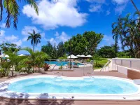 Hotel Breezebay Marina - Beach