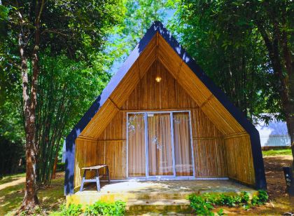 D'Bamboo KAMP Desa Wisata Ekang