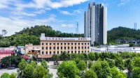 Kapok Hotel Hoteller i Huangjiangzhen