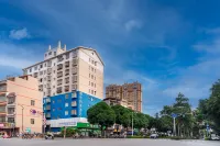 Swallow Return Hotel (Hengji Plaza Food City, Baise Youjiang District) Hotels near Baise Port