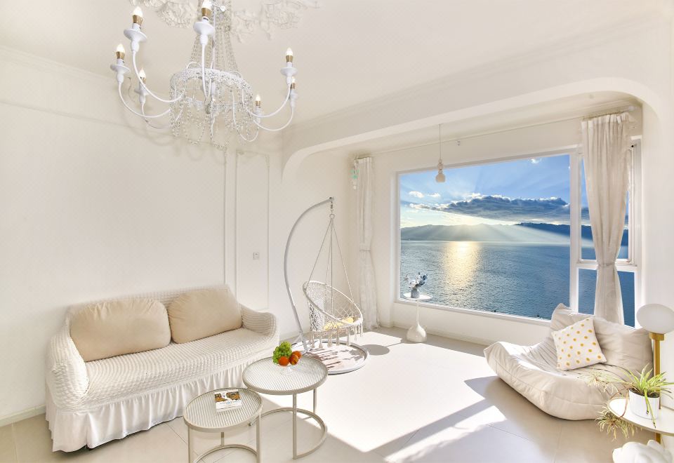 Mu Lan · 180 ° Full Sea View Suite Vacation Stay