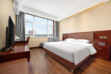 Julu Marriott Hotel (Block A) Отели в г. Цзюйлу