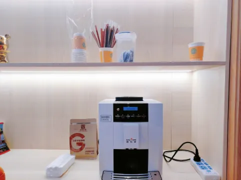 Yuexuan Dong (Xinxing Bus Station Times Square)