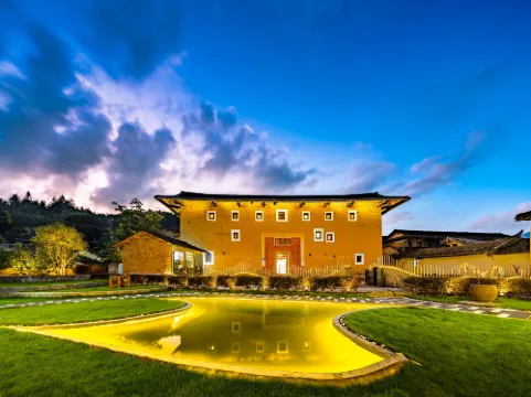 Xinsu Changrong Tulou Cultural Homestay (Yunshui Ballad Shop) Hotel di Nanjing
