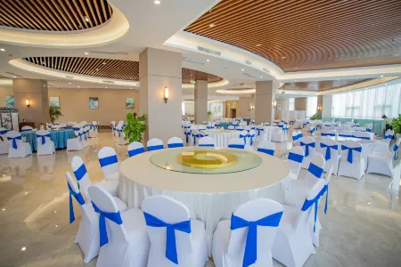 Lupan Hotel (Luzhou Vocational School New Campus High Speed Railway Station)