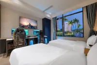 Heguang ALIENSPACE Esports Hotel (Sanya Dadonghai Sanya Bay Branch)