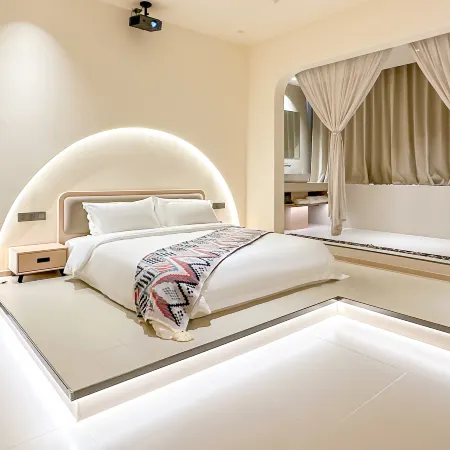 Youxi Chuangxiang E-Sports Hotel (Changshu Shimao)