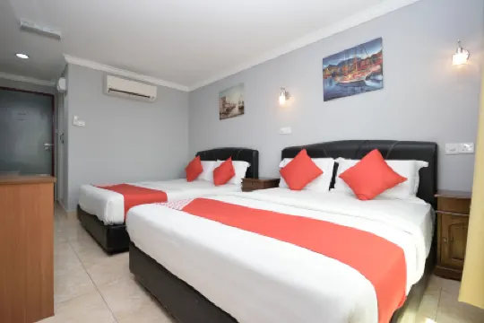 OYO 892 Hotel Grand Nadia