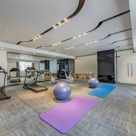 Lavande Hotel (Jiangmen Wuyi University Lihe Plaza Branch)